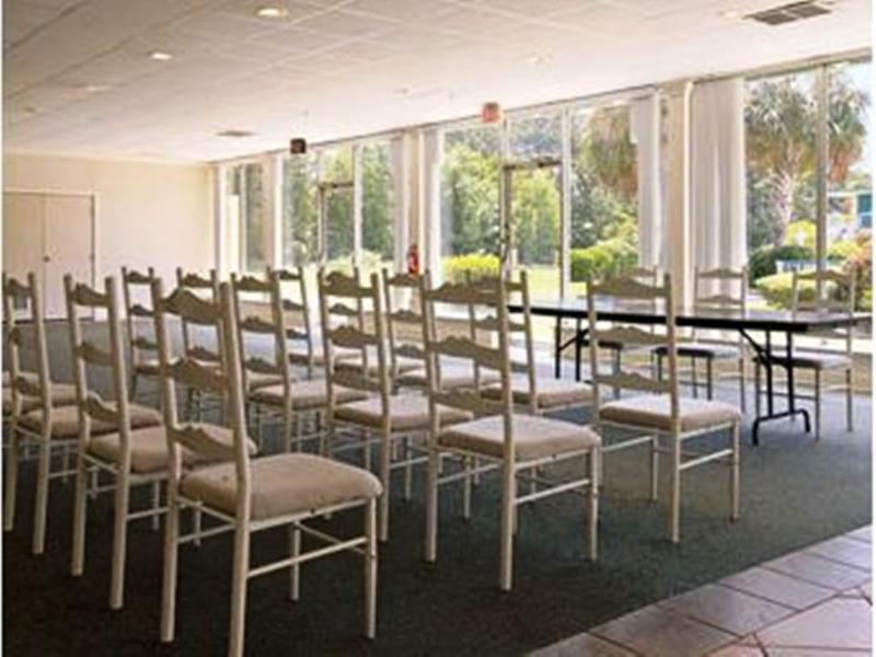 Super 8 By Wyndham Hardeeville - Savannah North Exterior foto